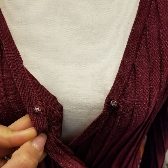 Guess sweater top - Picture 7 of 8